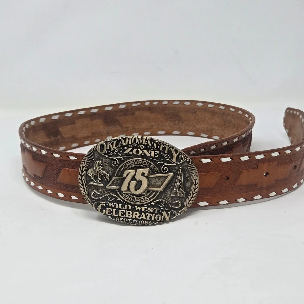 Vintage Chevrolet 75th Anniversary Belt Buckle Brown Tooled Leather Men 36 Chevy